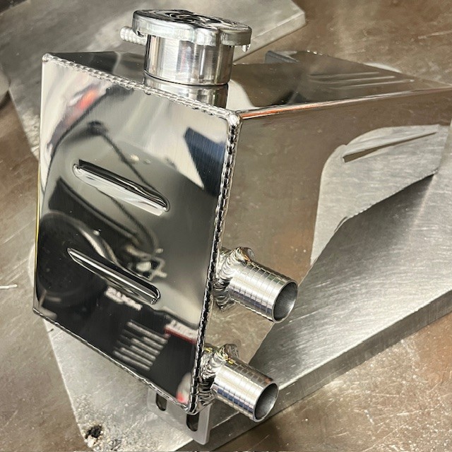 FORD SAPPHIRE COSWORTH 2WD HEADER TANK - Image 23