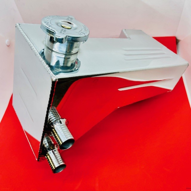 FORD SAPPHIRE COSWORTH 2WD HEADER TANK - Image 5